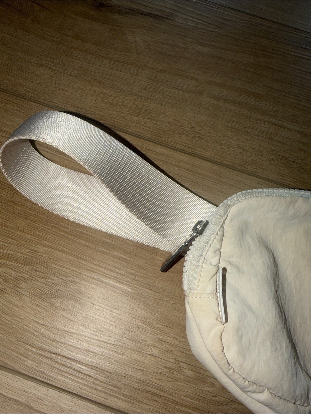 lululemon athletica off white belt bag - Picture 3 of 6